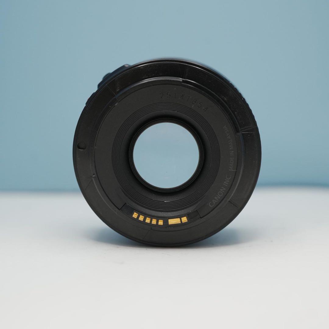 Canon純正 50mm F1.8 a4060