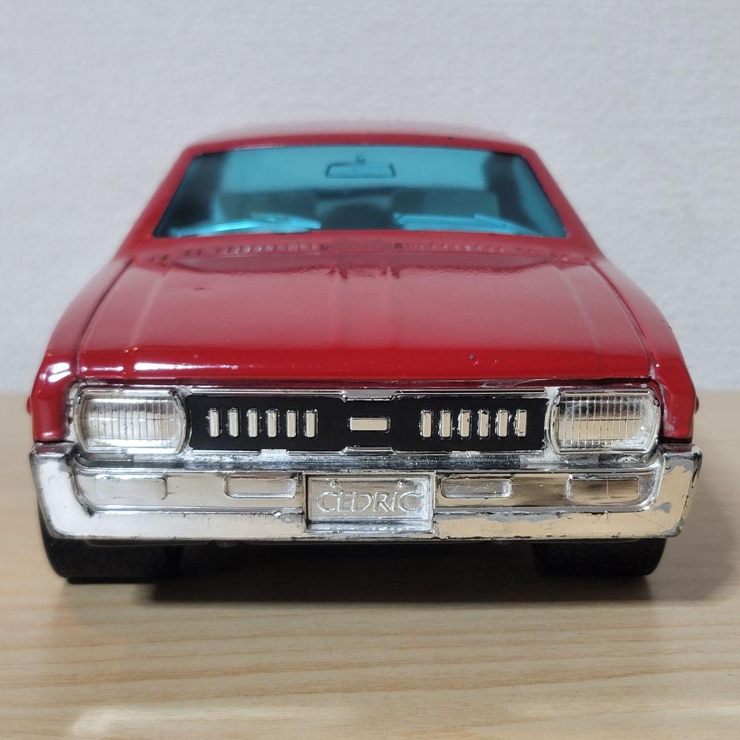 希少 TONKA ブリキ 日産セドリックGX 赤色