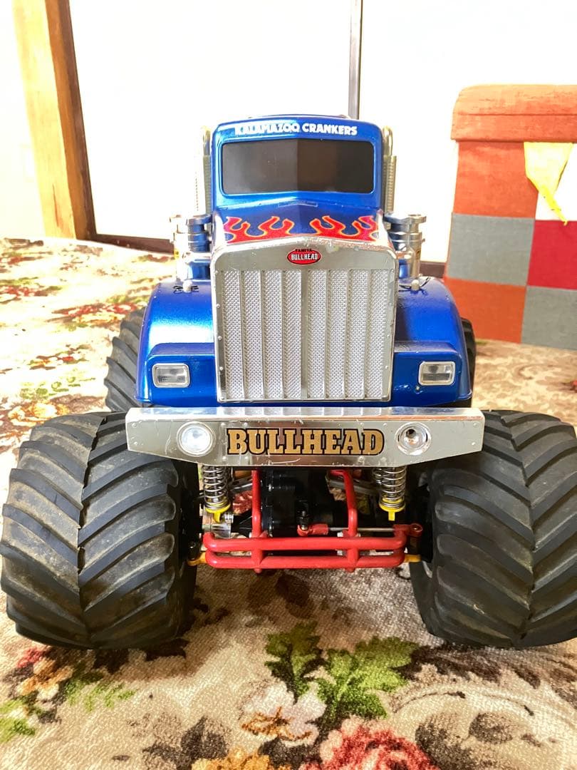 BULLHEAD ラジコン トラック 青、車体のみ。