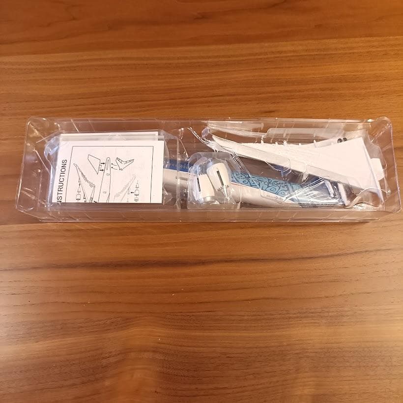 エア タヒチ ヌイ B787-9 モデルプレーン 1/200 新品 未組み立て