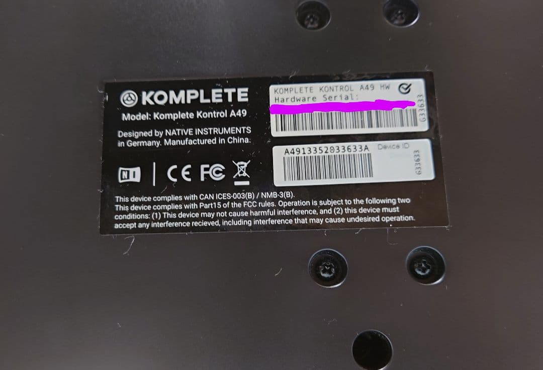 Komplete Kontrol A49 (MIDIキーボード) IDあり