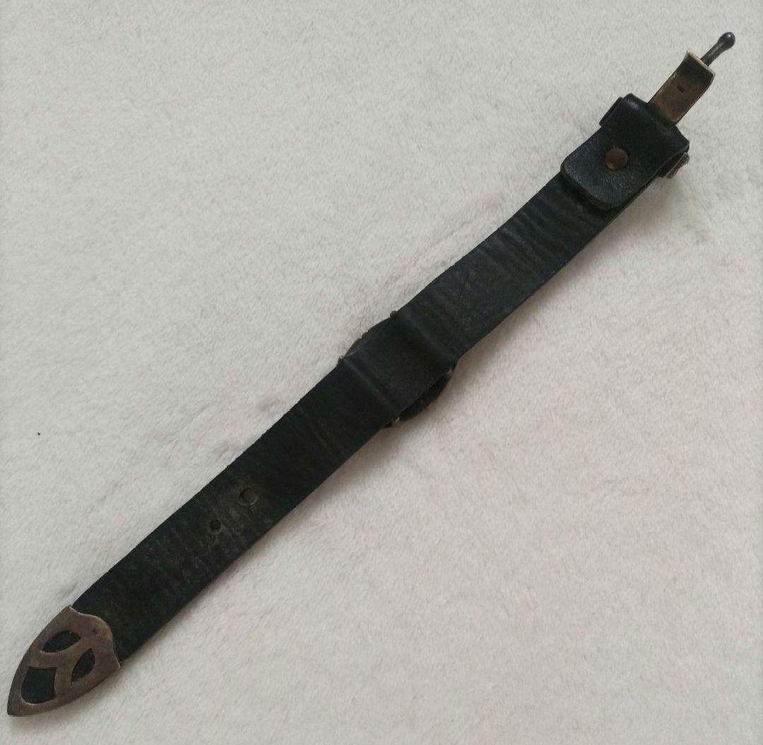 Gaboratory／LEATHER WRIST BAND CROSS OVAL
