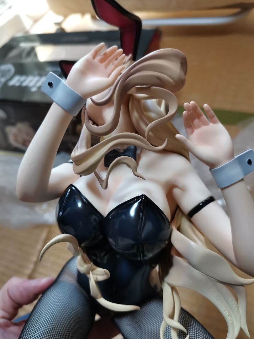 B-Style シュヴァルツェスマーケン アイリスディーナ・ベルンハルト バニー