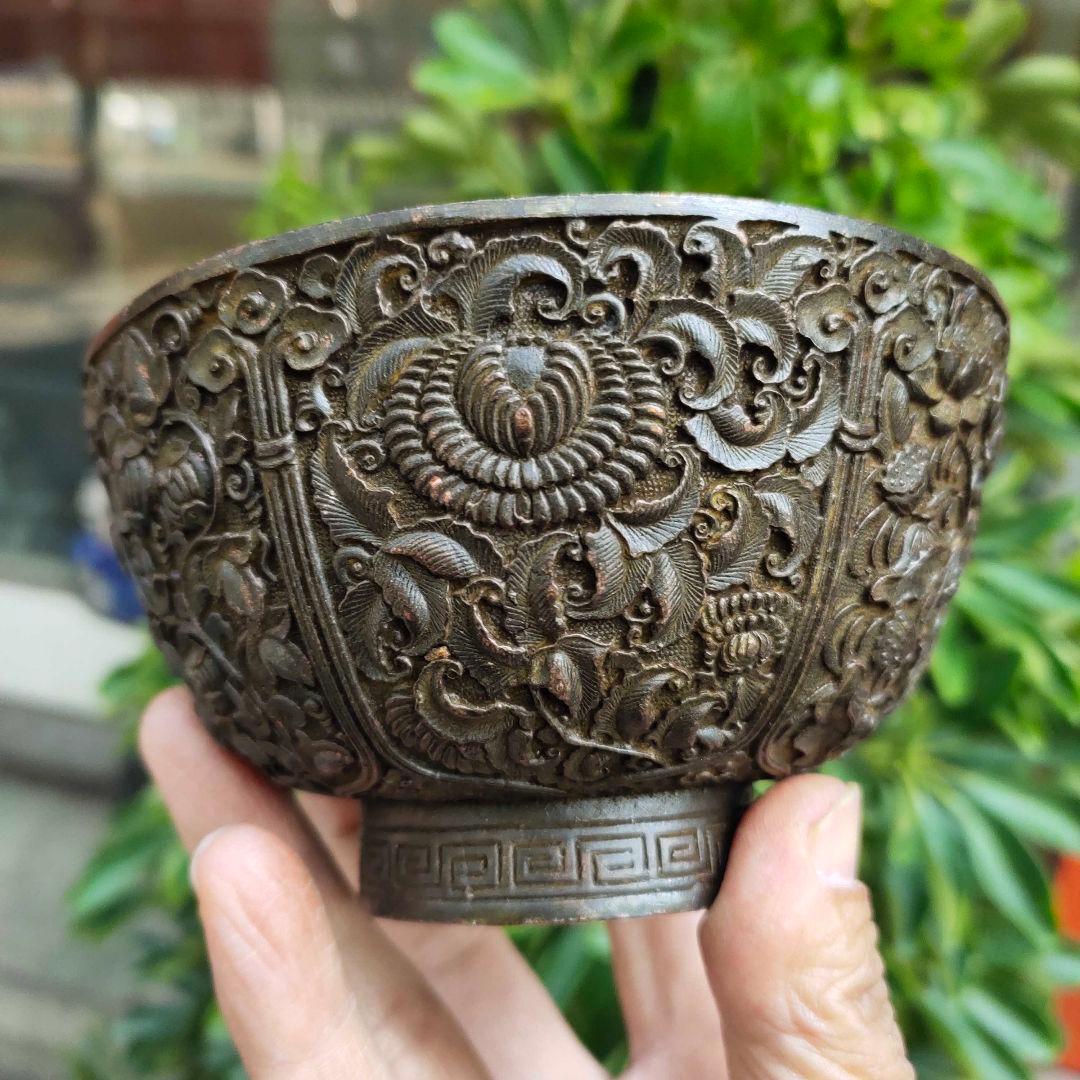 銅細工 花開纏枝銅碗 茶道 置物 装飾品 工芸品 美術品