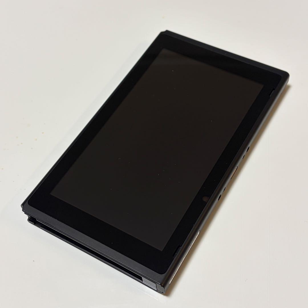 【良品】Nintendo Switch 本体のみ