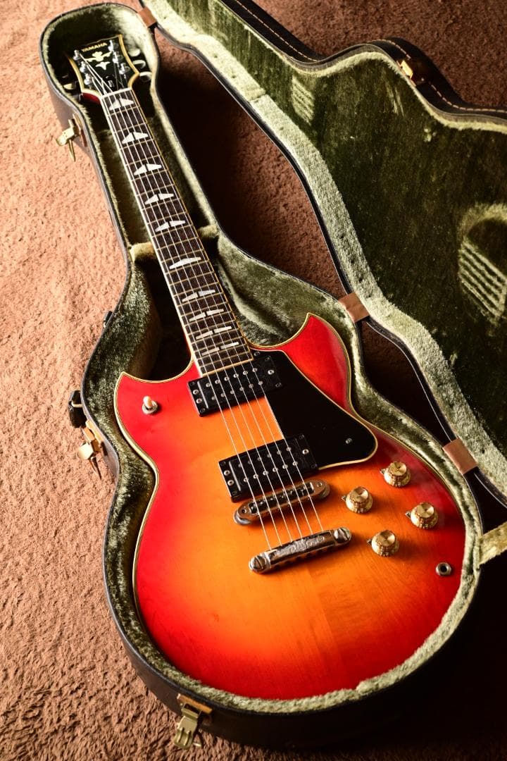 ギター YAMAHA SG700