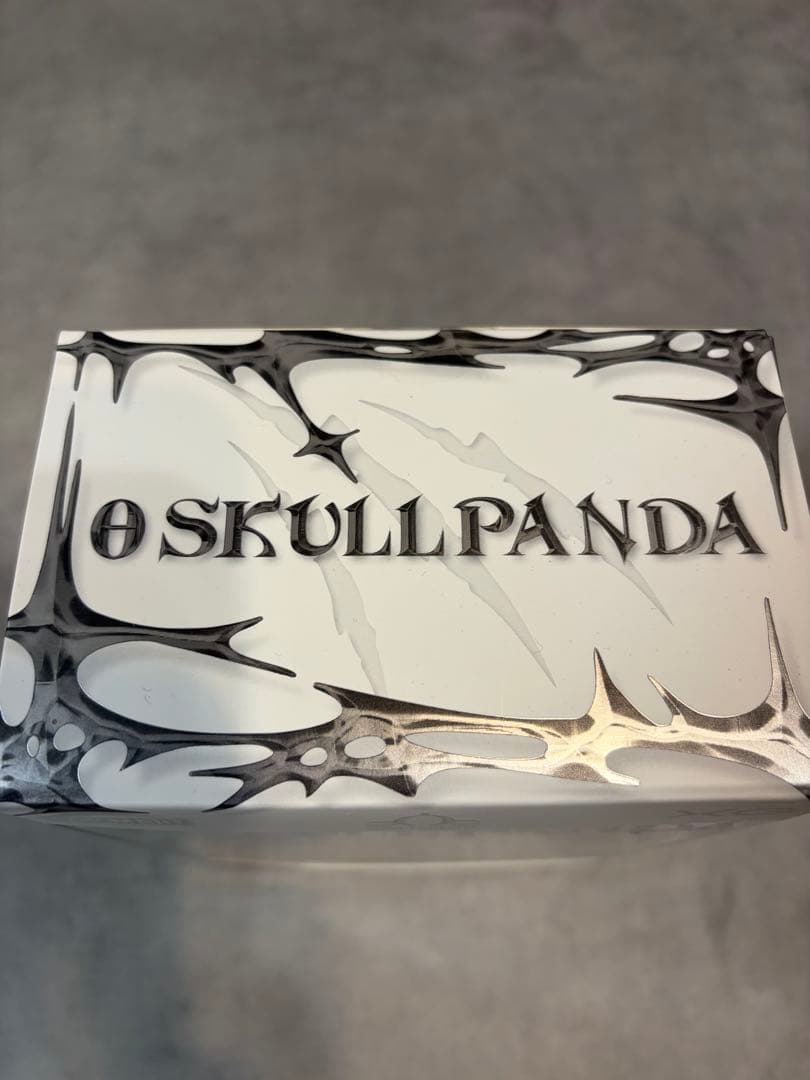 SKULL PANDA XGコラボ ぬいぐるみペンダント　popmart