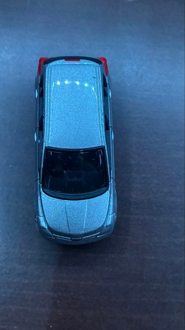トミカ 日産 ティーダ ブリリアントシルバー カラーサンプル