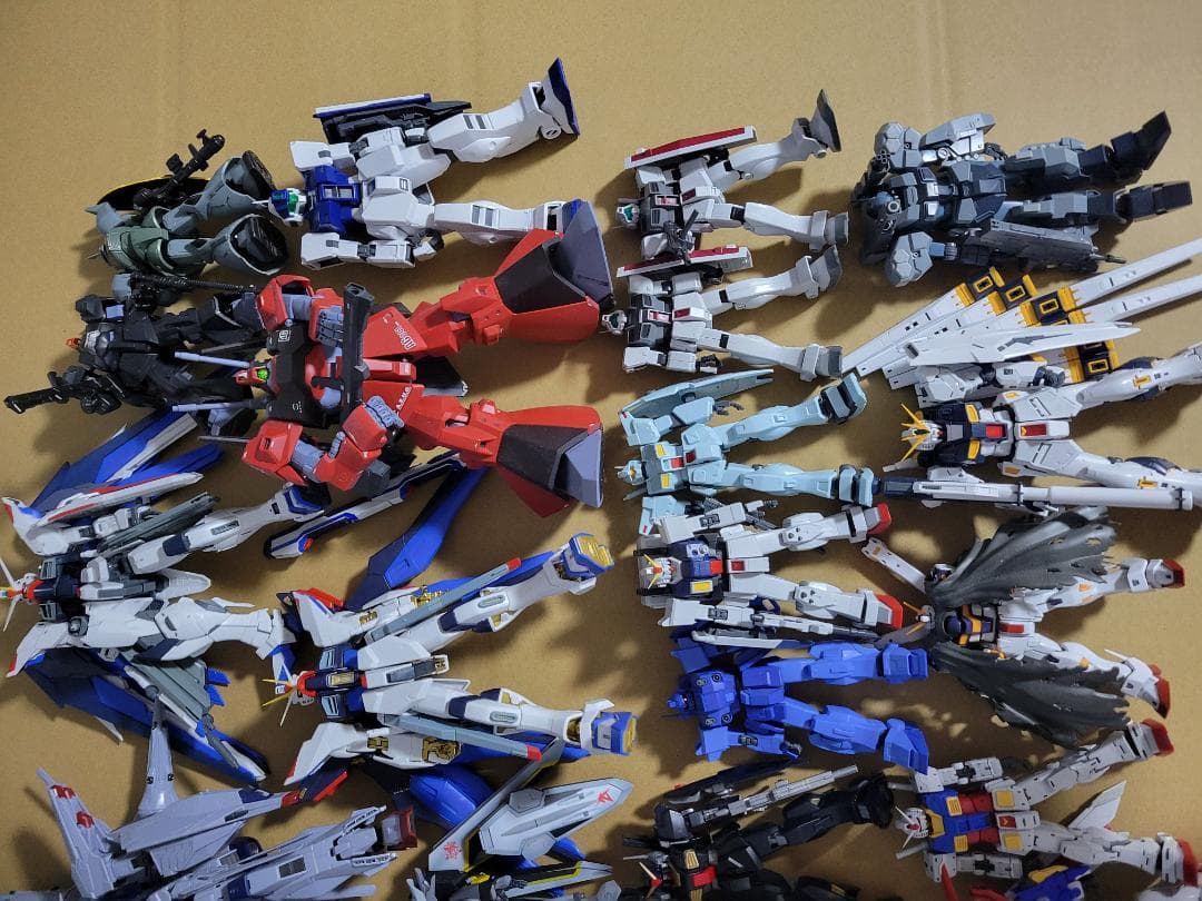 ジャンク　ガンプラまとめ売り34機＋α