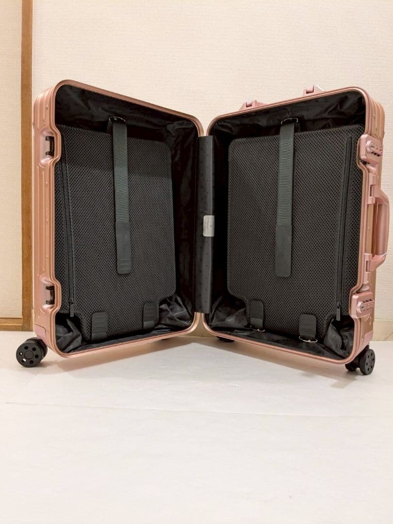 希少 即完売 リモワ オリジナル キャビン 35L ローズクオーツ 機内持ち込み