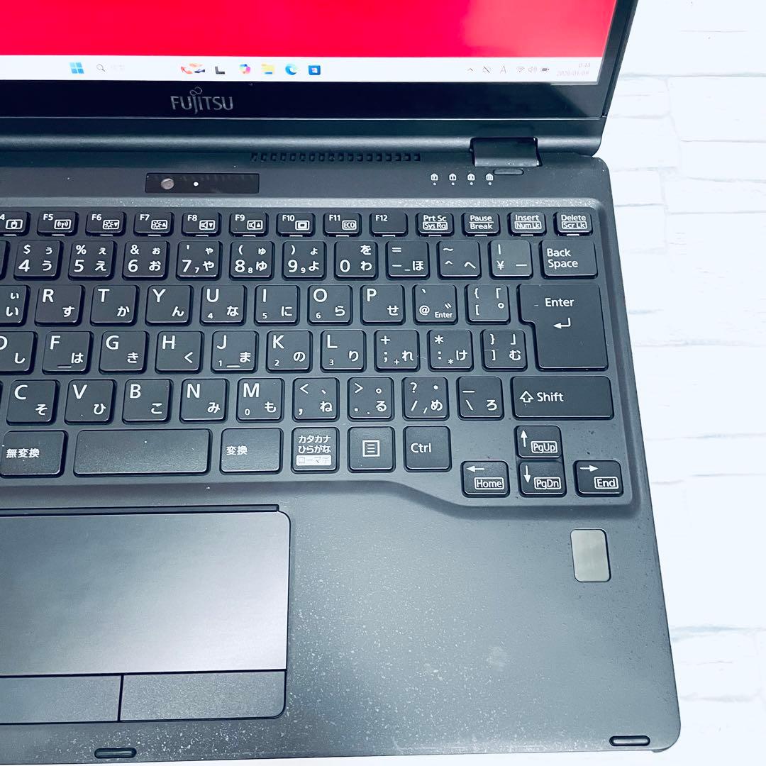 超美品　富士通 2in1ノートPC 第10世代core i5 オフィス LTE