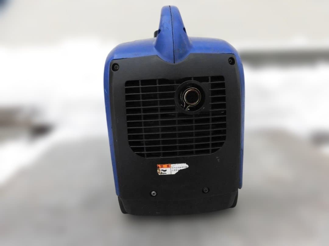 送料無料・・・インバーター発電機 YAMAHA EF900is