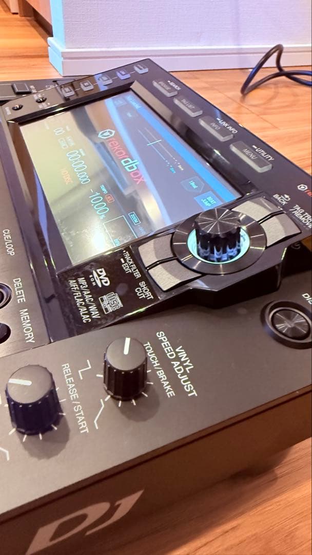 Pioneer CDJ-2000NXS2 1台　デッキセーバー付き 箱付き